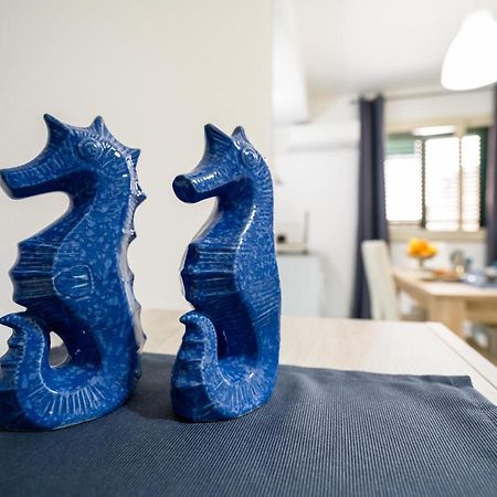 דירות Loft Baia Di לטויאני מראה חיצוני תמונה