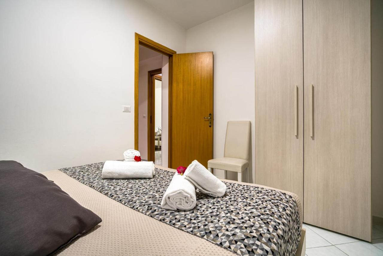 דירות Loft Baia Di לטויאני מראה חיצוני תמונה