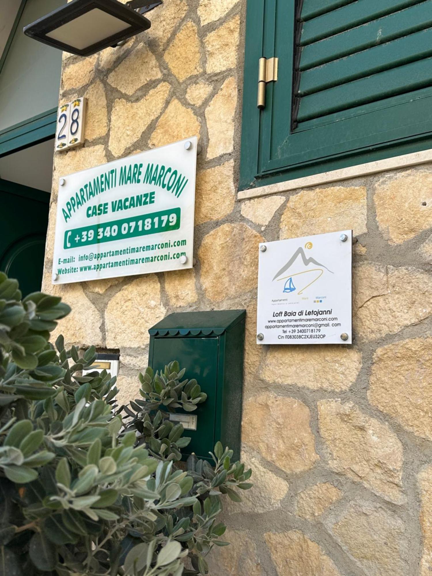 דירות Loft Baia Di לטויאני מראה חיצוני תמונה